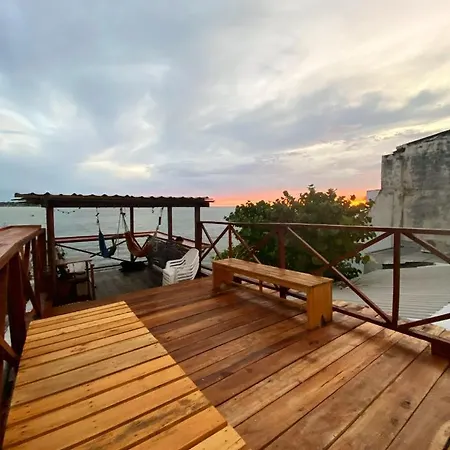 Casa Playera El Laguito Guest house